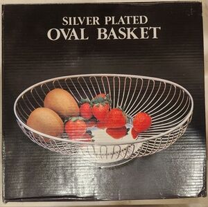 Wm A Rogers 011-3750 Silver Plated Round Basket